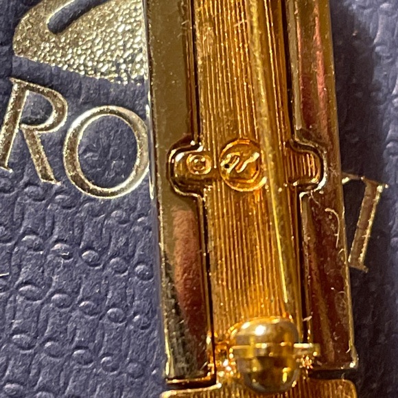 Swarovski Swan Signed Baby Bottle Brooch Pin - Picture 4 of 4